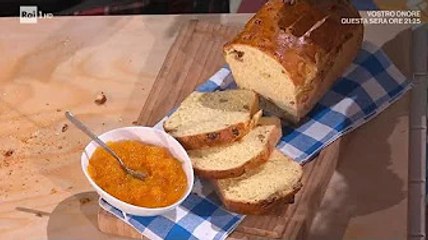 Download Video: Ricetta È sempre mezzogiorno: Francesca Marsetti realizza il pan brioche alle noci In assenza di Ful