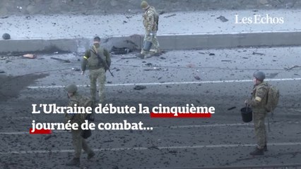 Ukraine : encerclée et bombardée par les forces russes, la capitale Kiev résiste