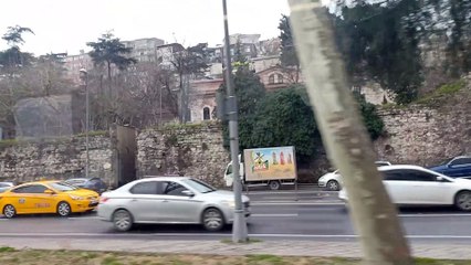 Pemandangan di sekitar selat bosphorus dari tramway