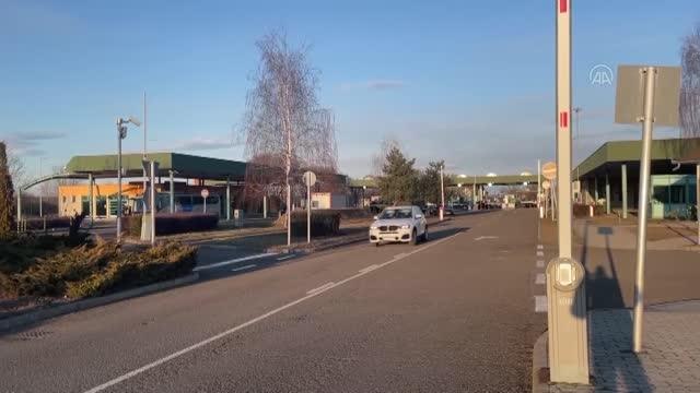 Rusya-Ukrayna savaşından kaçan Ukraynalılar Macaristan sınırında