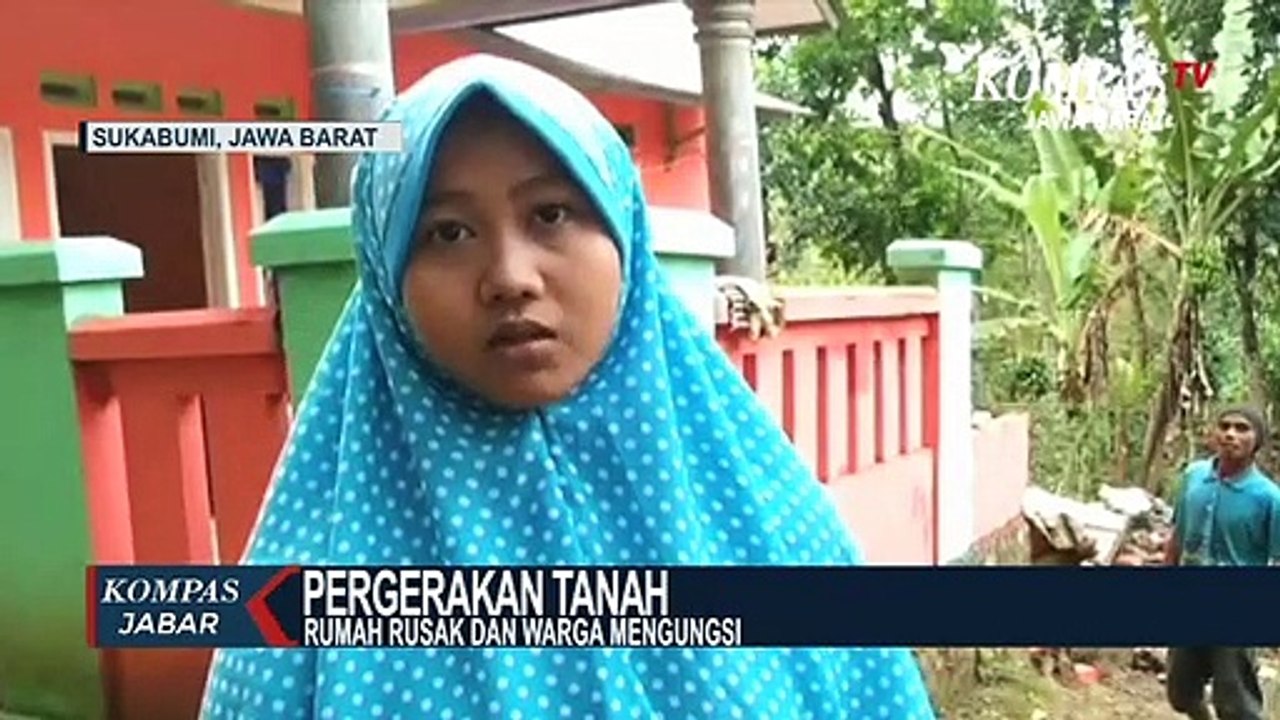 Antara Mengungsi Dan Bertahan