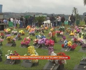 Mangsa terakhir pasukan bola sepak selamat dikebumi