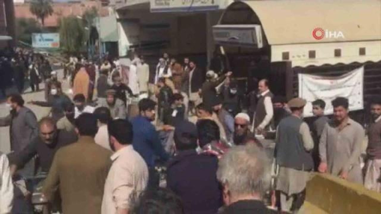 Son dakika haberi | Pakistan'da camiye bombalı saldırı: 30 ölü, 50'den fazla yaralı