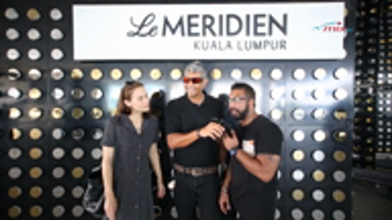 MIX Love Contract Day 1: Check in and Counselling session