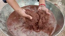 Gritty red dirt sand messy water dry and damp crumble Cr;   fizi asmr yt