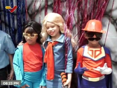 Ministerio de las Comunas organizó actividades recreativas de carnaval para los niños de la parroquia Sucre