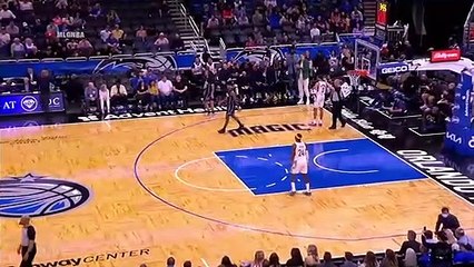 Markelle Fultz gets a standing ovation and scores first points in 14 months