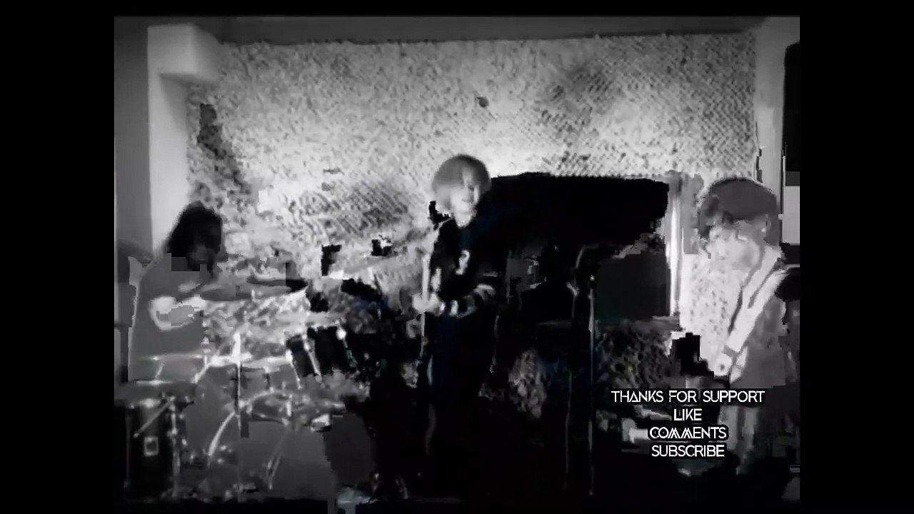 Smells like teen spirit - Nirvana Cover Brilliant