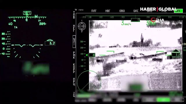 Rusya, savaş helikopterleriyle Ukrayna'daki hava saldırılarının görüntülerini paylaştı