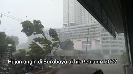 Hujan Badai Angin di Surabaya