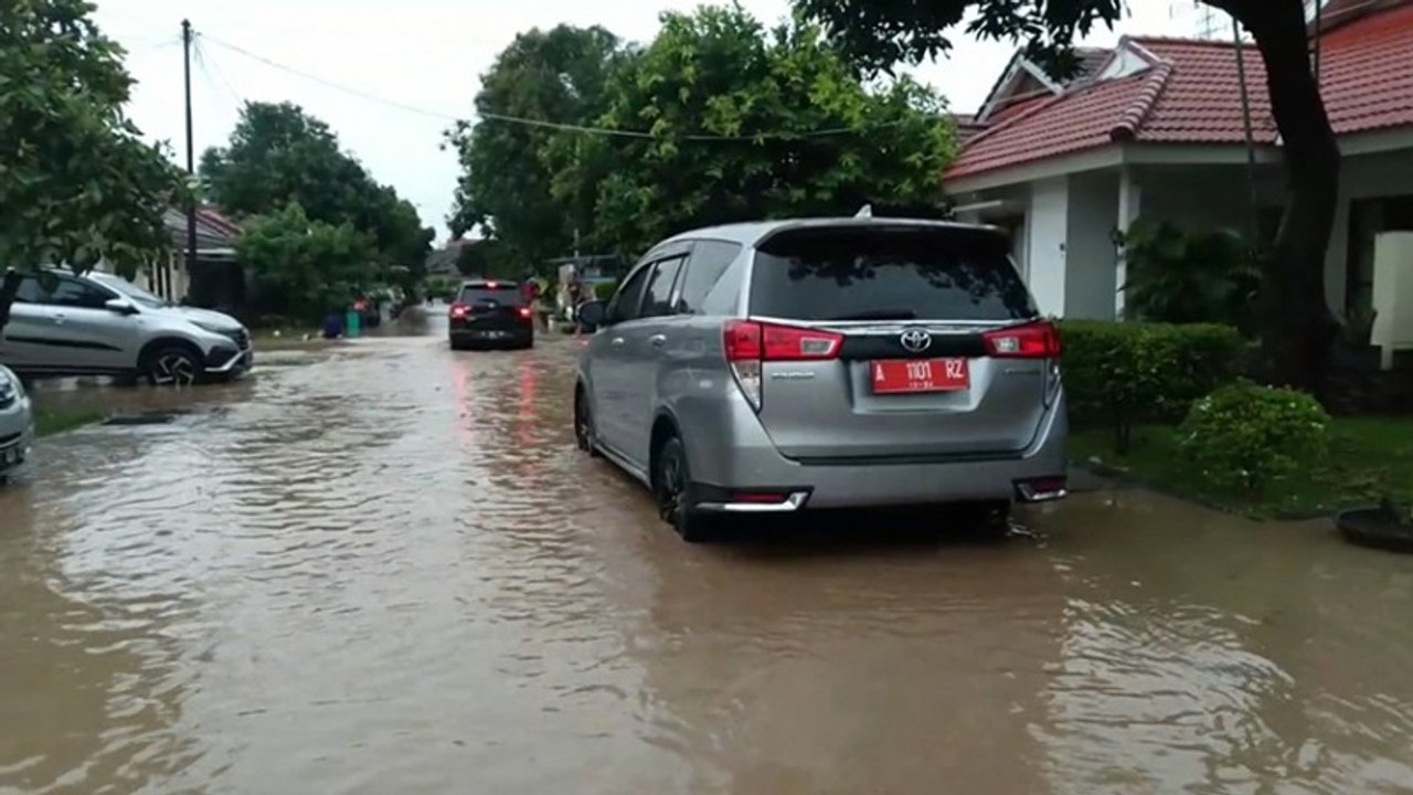 Rumah Wali Kota Cilegon Terendam Banjir
