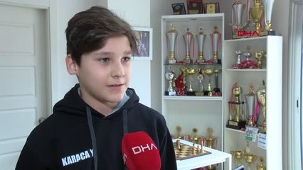 İKİZLERİN SATRANÇ REKABETİ ŞAMPİYONLUK VE MİLLİ TAKIM GETİRDİ