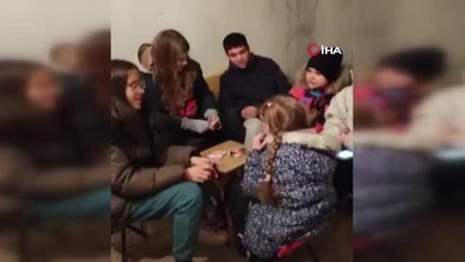 Sığınaktaki Ukraynalı çocuklardan "Kiev" şarkısı