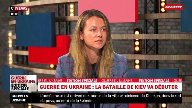 Guerre en Ukraine - La voix brisée dans Morandini Live , Valentyna s'inquiète pour toute sa famille bloquée à Kiev, alors que les troupes russes avancent vers la capitale - VIDEO