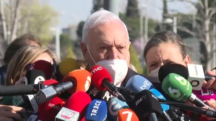 Respaldo generalizado de los barones a Feijoo a la entrada de la Junta del Partido Popular