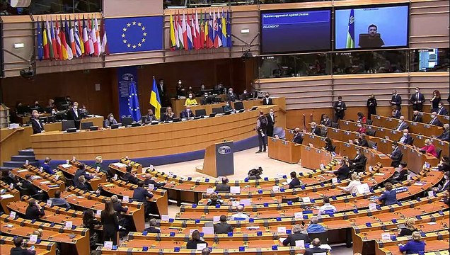 Ukrainian President Volodymyr Zelensky receives standing ovation as he addresses European Parliament