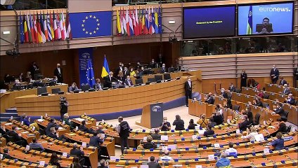 Il presidente ucraino Zelensky parlerà al Parlamento europeo