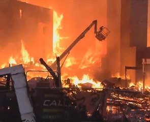 Kompleks pangsapuri terbakar, 5 bangunan runtuh