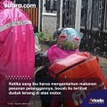 Ojol Wanita Bawa Anak Ikut Kerja, Kehujanan Hingga Buat Warganet Terenyuh