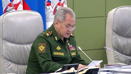 Rússia quer cumprir objetivos; Zelensky diz que prioridade é proteger Kiev