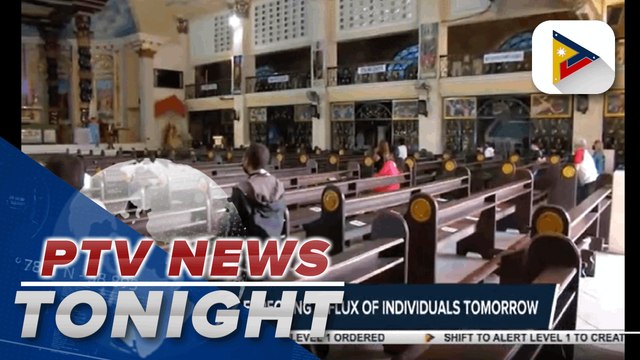 Church goer visits church in QC a day before Ash Wednesday | via Allan Francisco