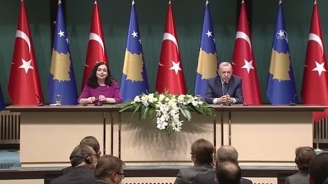Cumhurbaşkanı Erdoğan: Hem Rusya'ya hem Ukrayna'ya çağrımız, bir an önce ateşler kesilsin, gerek Rusya gerek Ukrayna burada dünya barışına güzel bir...