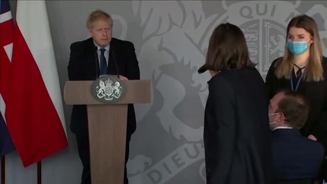 Una periodista ucraniana pide a Boris Jonhson sanciones más duras para los oligarcas rusos