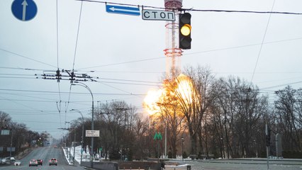 러시아군, 키예프 TV 타워 폭격...5명 사망 / YTN