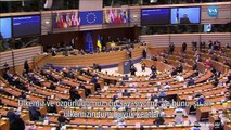 Avrupa Parlamentosu Zelenski’yi Ayakta Alkışladı