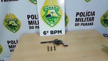 Arma é apreendida após discussão entre dois homens por conta de dívida