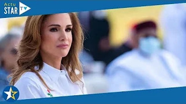 La reine Rania et le roi Abdallah II de Jordanie reçoivent l'un des prix Zayed 2022 pour la fraterni