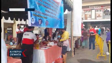 Download Video: Warga Serbu Operasi Pasar Minyak Goreng Jelang Nyepi