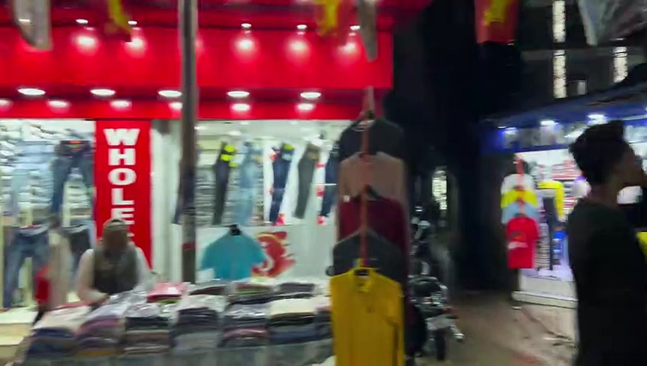 Kolkata Famous Crispy Egg Chicken Roll Only Rs 20/- | Street Food India