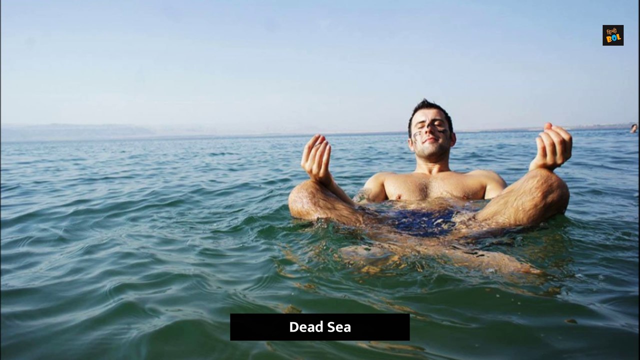 चाहकर भी कोई नहीं डूब पाता [हिन्दी]