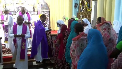 சாம்பல் புதன்.. கிறிஸ்தவர்களின் தவக்காலம் தொடங்கியது! உக்ரைன் போர் முடிவுக்கு வர சிறப்பு பிரார்த்தனை