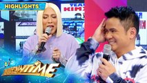 Vice notices something about how Ogie replies to texts | It's Showtime