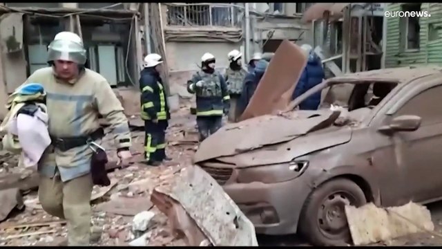 موسكو تعلن مقتل 498 جنديا روسيا في أوكرانيا في أول حصيلة للقتلى منذ الغزو