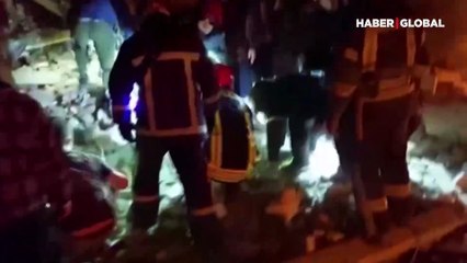 Hava saldırısına uğrayan Jitomir'de yıkım böyle görüntülendi