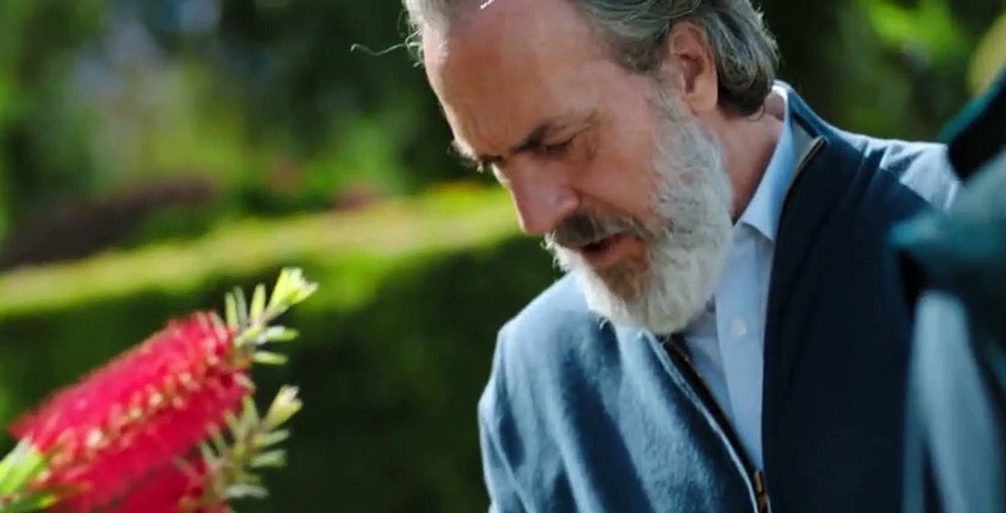 Unauthorized Living S01 E06