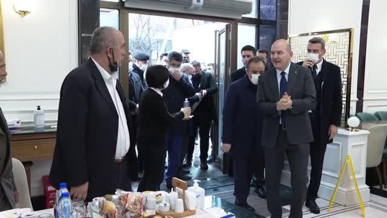 İçişleri Bakanı Soylu, Giresun'un Alucra ilçesi muhtarlarıyla buluştu