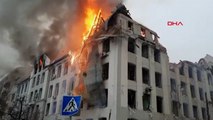 Harkiv’de polis merkezi vuruldu