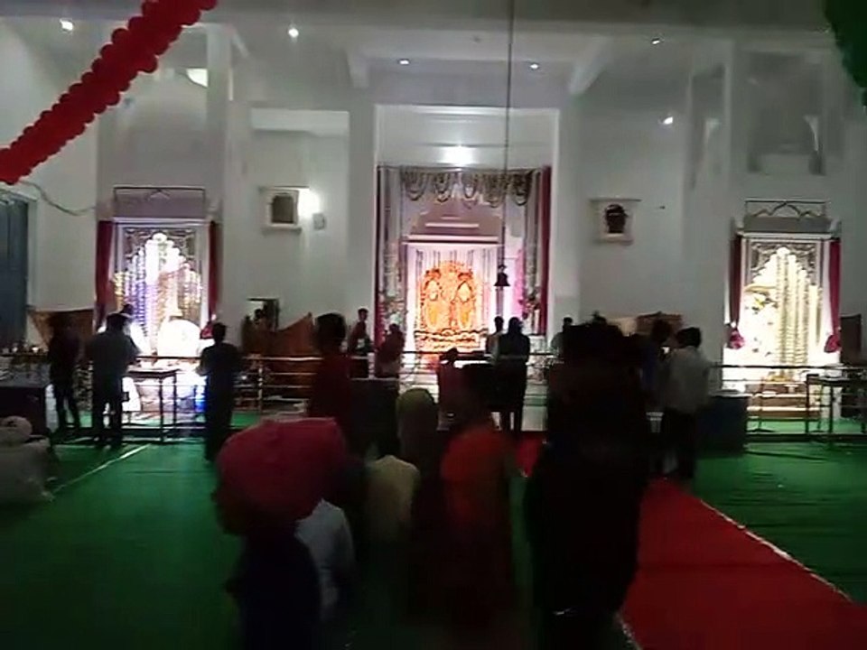हर-हर महादेव व बम-बम भोले के जयकारों से गूंजे शिवालय