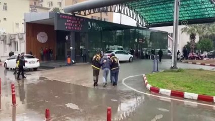 Otomobil farı çaldıkları iddiasıyla 3 zanlı yakalandı