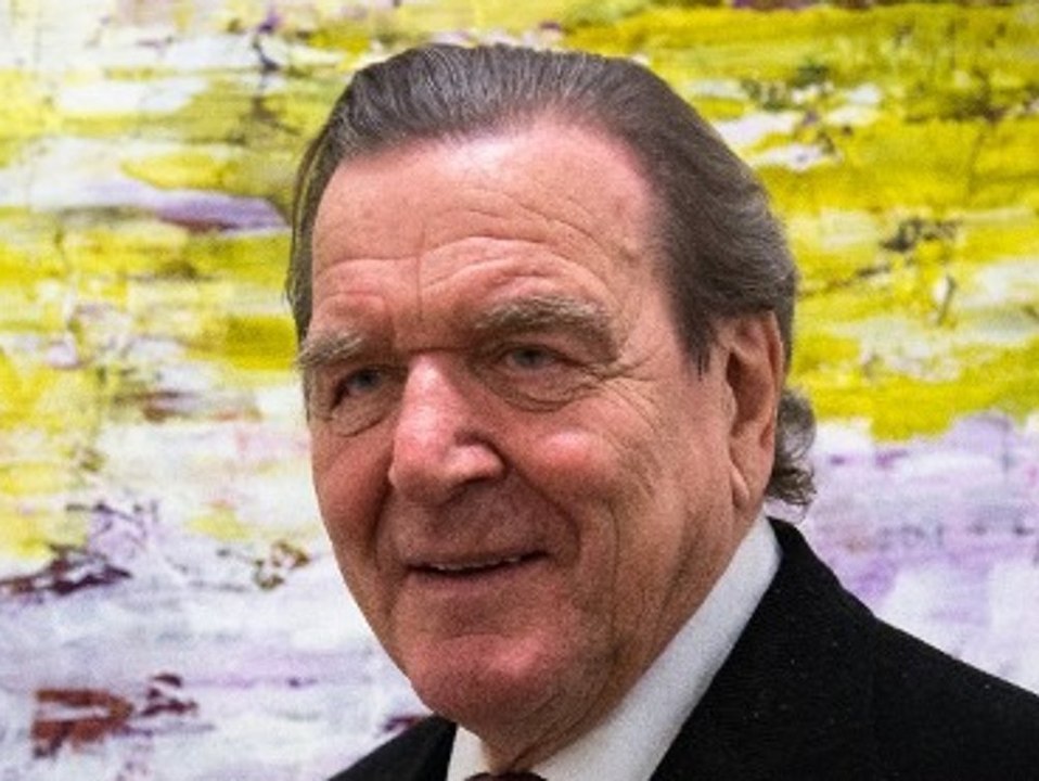 Ex-Regierungssprecher Béla Anda beendet Podcast mit Gerhard Schröder