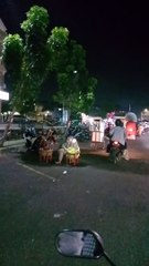 Ondel-ondel di pasar malam