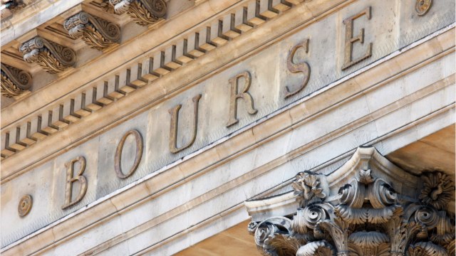 CAC 40 : le pétrole et les matières premières battent des records, la guerre en Ukraine se poursuit