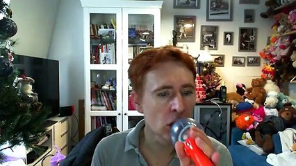 Wiwi égratigne "entre le marteau et l'enclume"