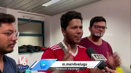 Pakistani Students use Indian Flag to Flee from Ukraine | V6 News