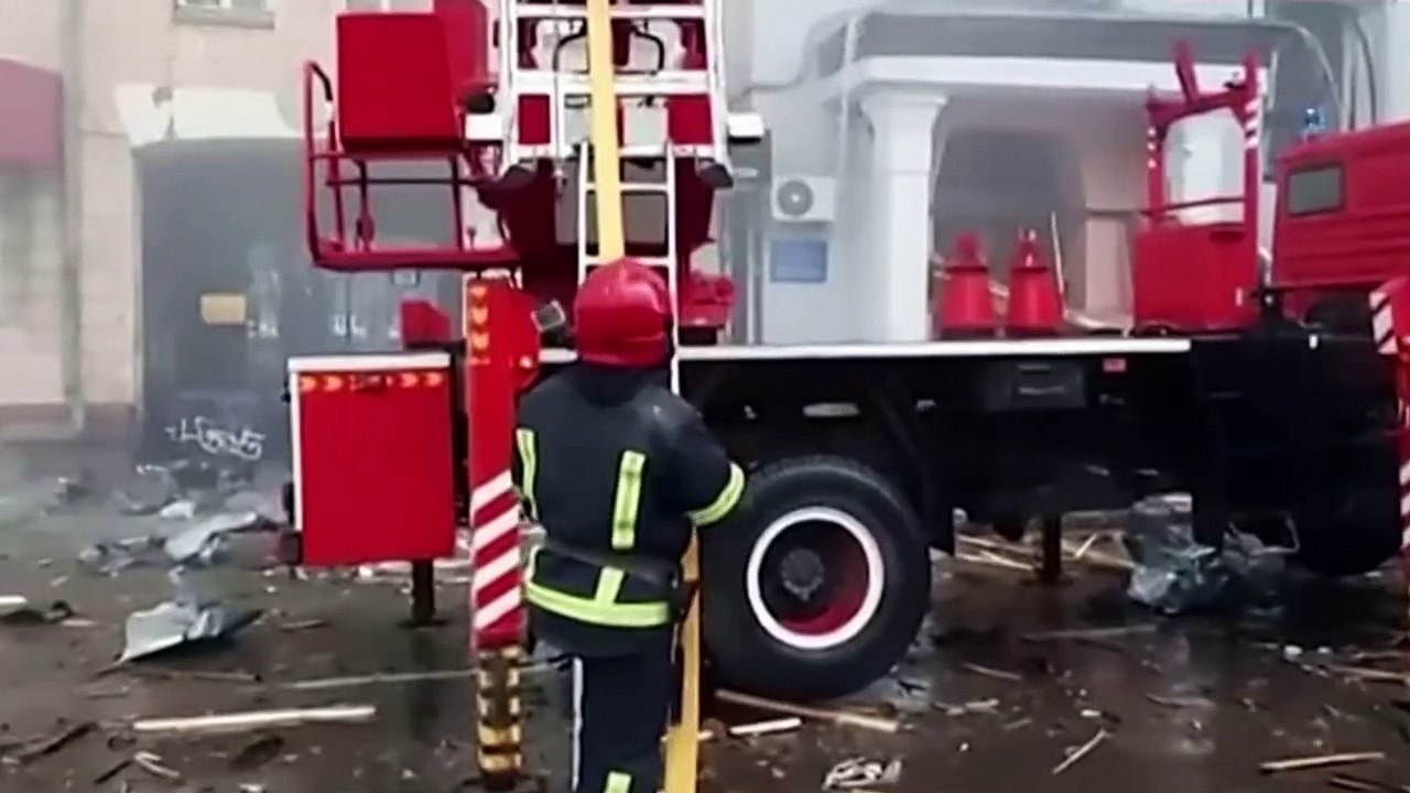 Russian troop and machines heading towards Ukraine Second largest city. Communication destroyed all over Ukraine