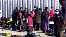 نحو 2500 مهاجر حاولوا دخول جيب مليلية الاسباني في شمال المغرب (إدارة المنطقة)